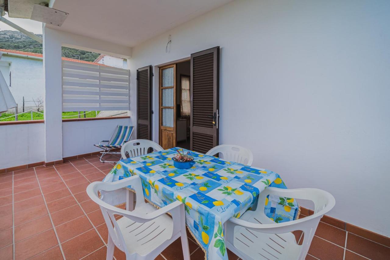 Appartamenti Casa Sant'Andrea - Goelba المظهر الخارجي الصورة