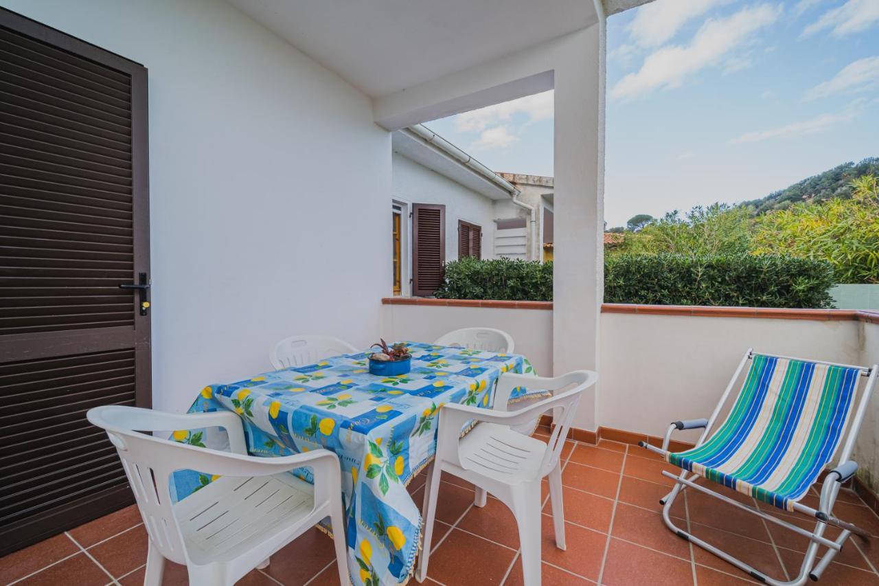 Appartamenti Casa Sant'Andrea - Goelba المظهر الخارجي الصورة