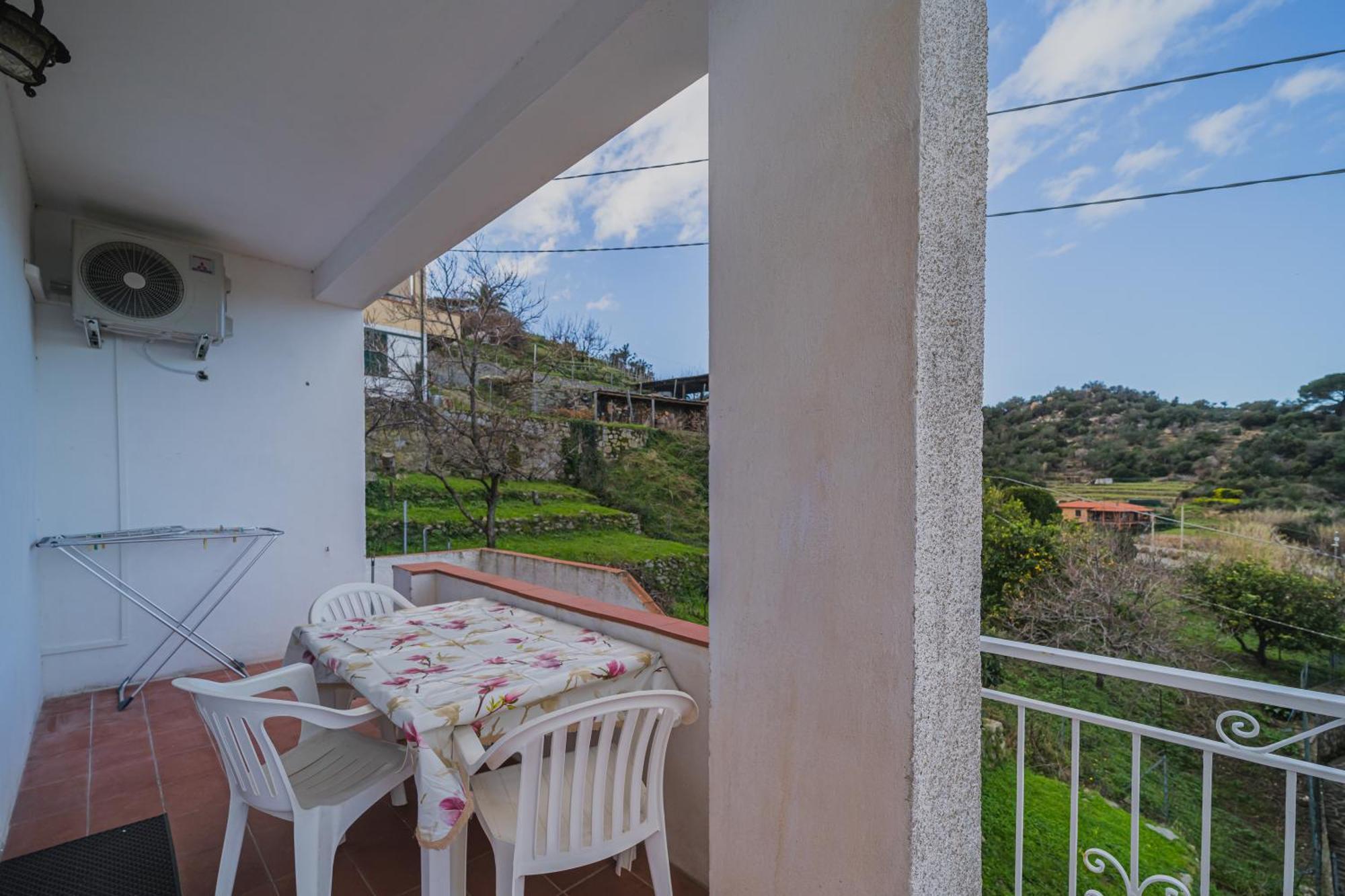 Appartamenti Casa Sant'Andrea - Goelba المظهر الخارجي الصورة