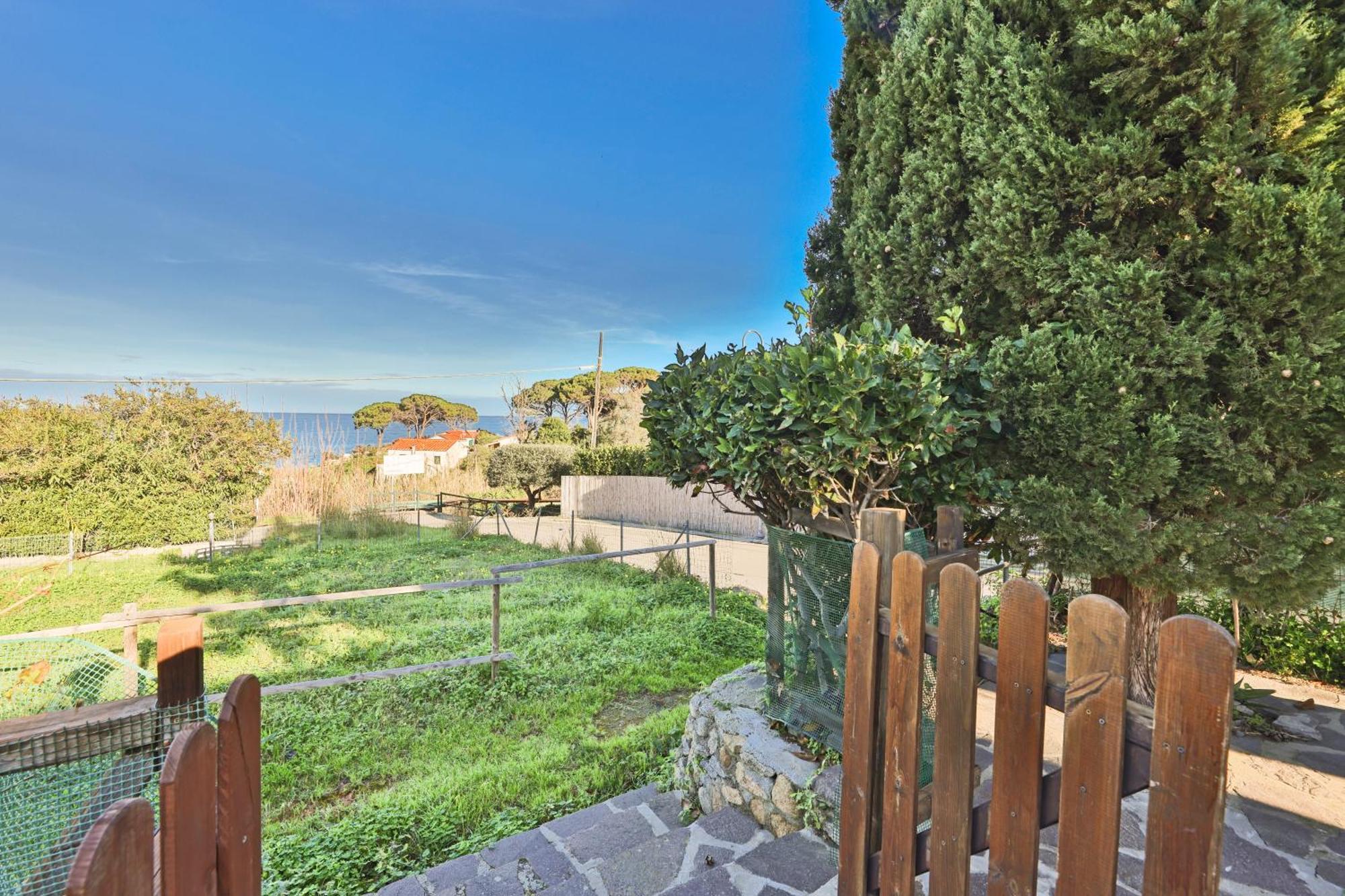Appartamenti Casa Sant'Andrea - Goelba المظهر الخارجي الصورة
